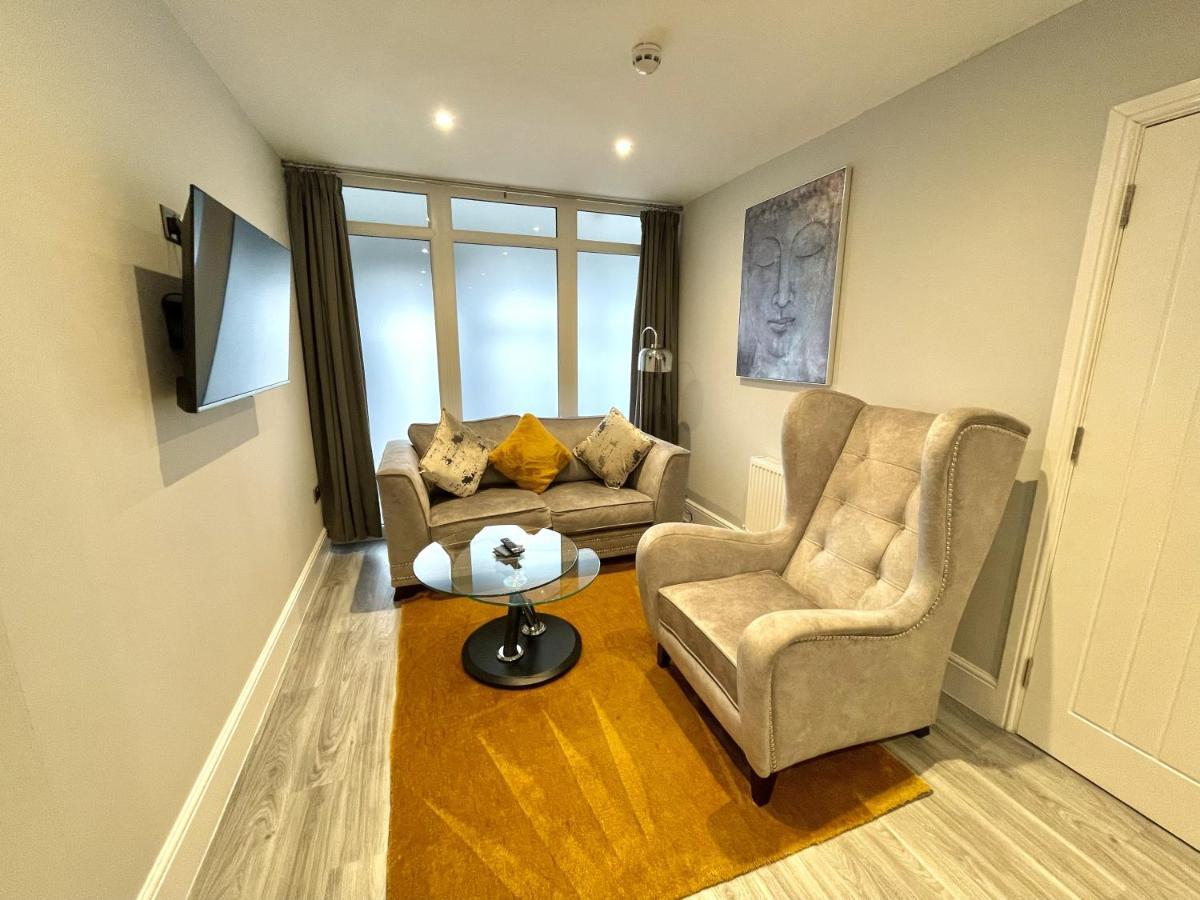 Lymm Living Hotel Warrington Kültér fotó