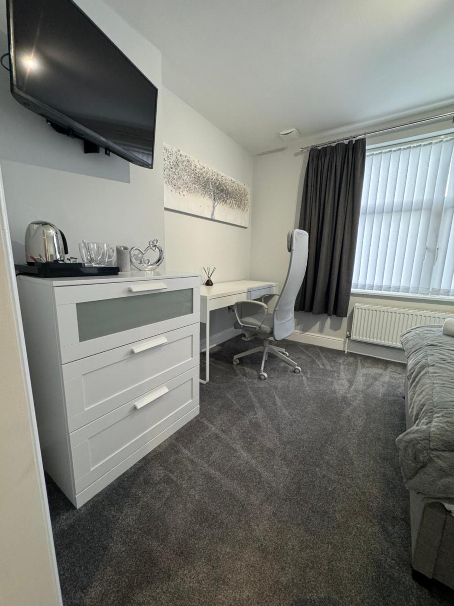 Lymm Living Hotel Warrington Kültér fotó